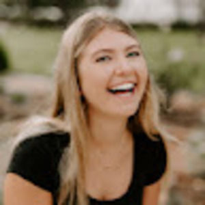 Meet your Posher, Maddie